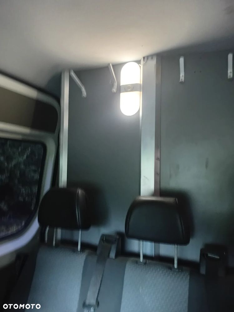 Volkswagen Crafter - 10