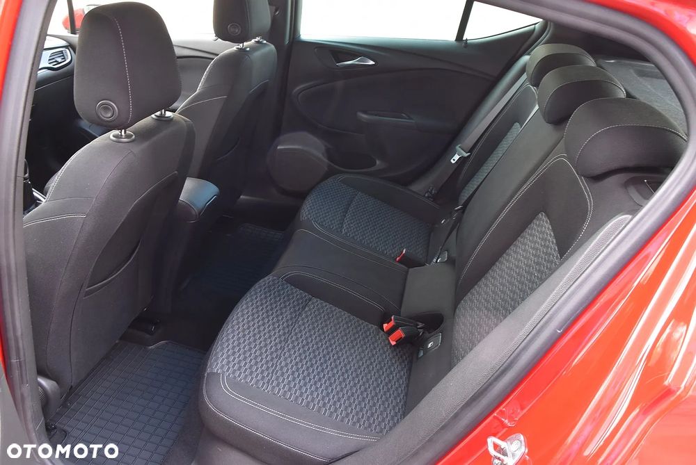 Opel Astra 1.4 Turbo Edition - 15