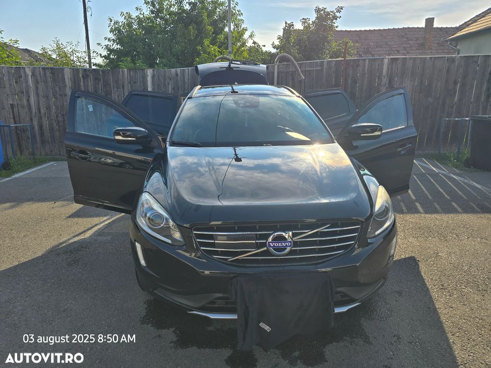 Volvo XC 60 D4AWD Momentum - 1