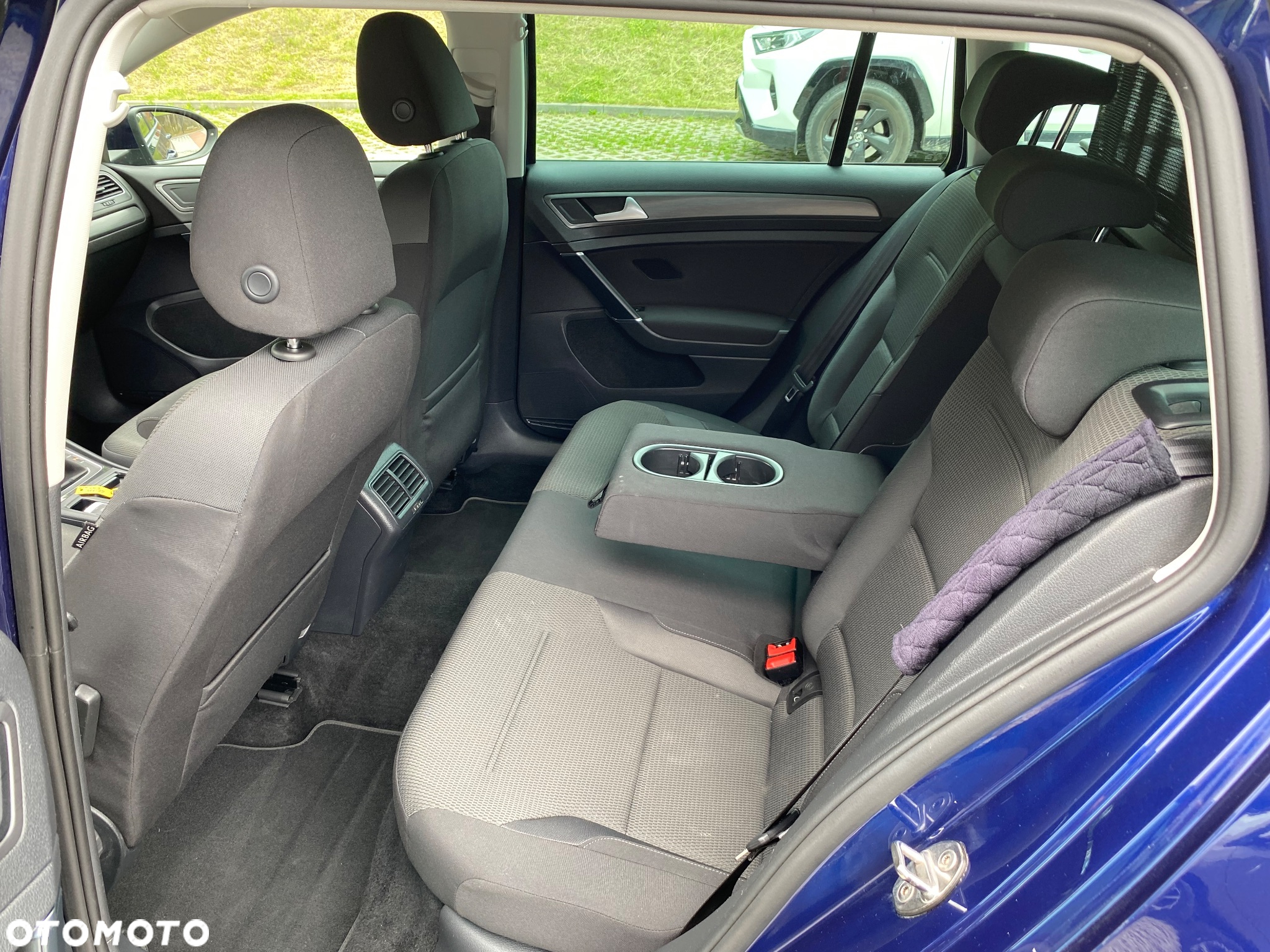 Volkswagen Golf - 23