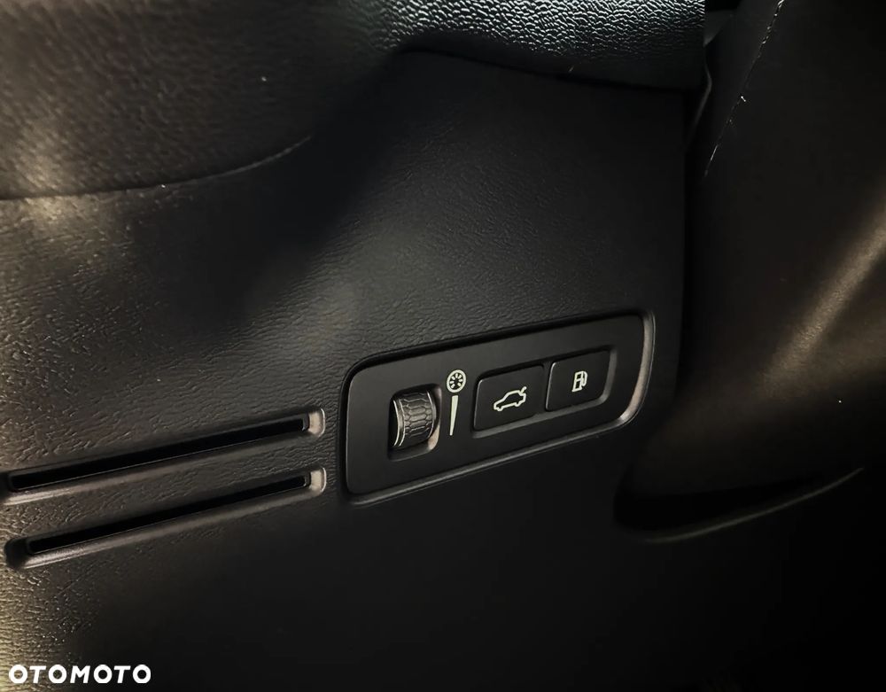 Volvo XC 40 T5 Recharge DKG Inscription Expression - 28