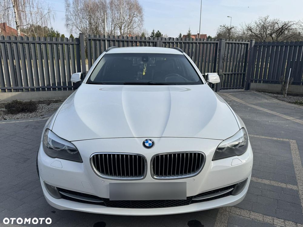 BMW Seria 5 520d - 7