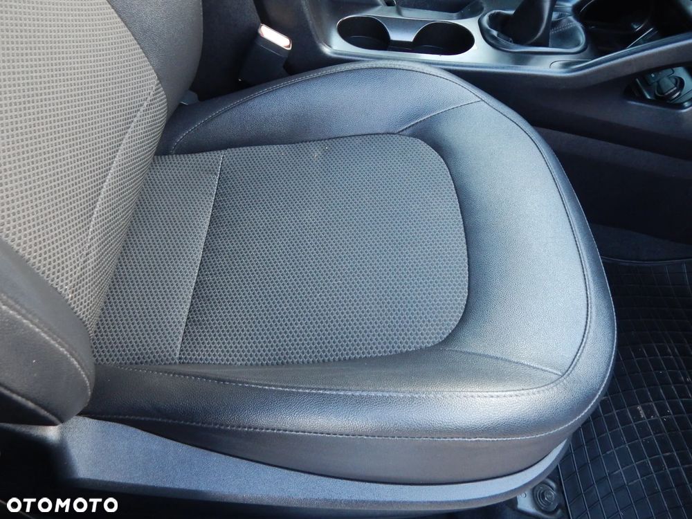 Hyundai ix35 1.7 CRDi 2WD blue Finale Silver - 20