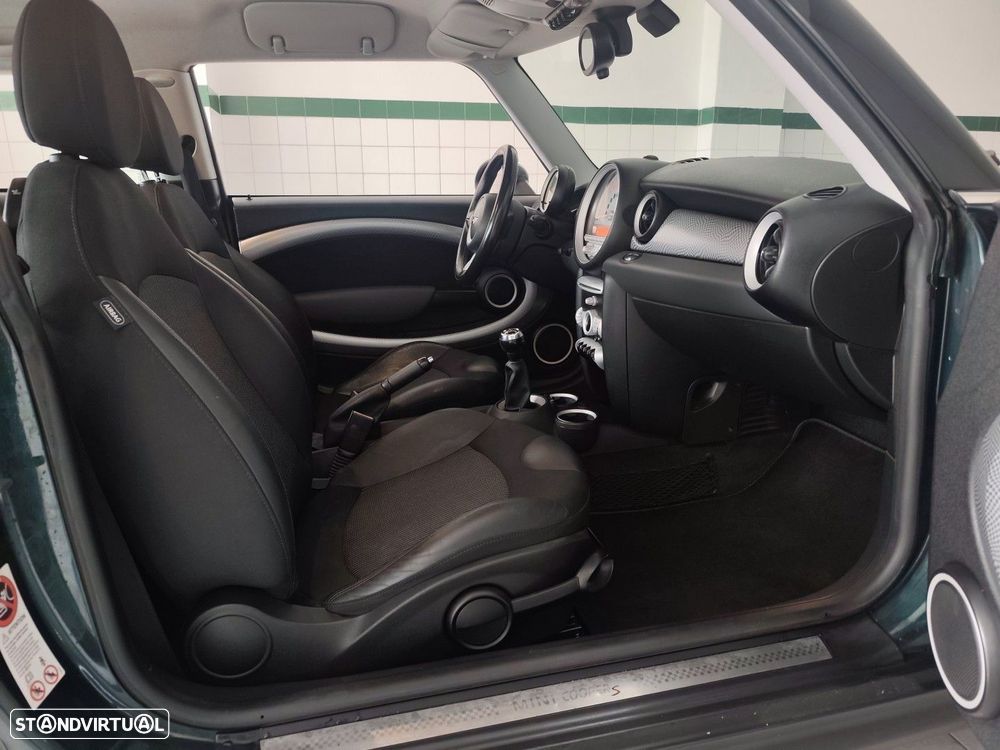 MINI 3 Portas Cooper S - 10