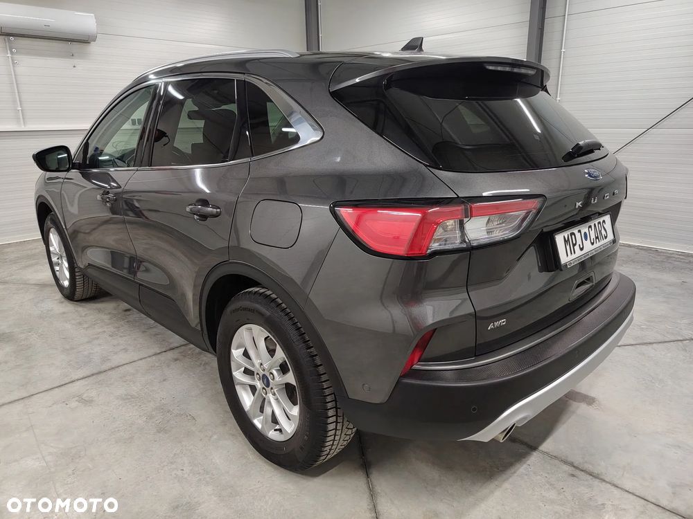 Ford Kuga - 10