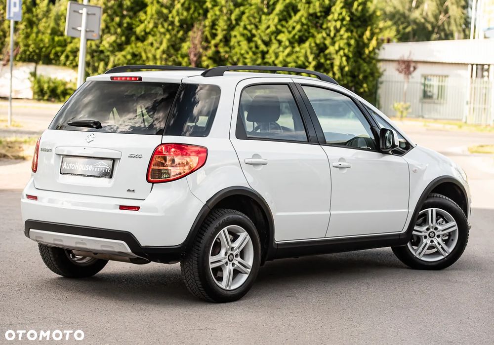 Suzuki SX4 1.6 Premium - 4