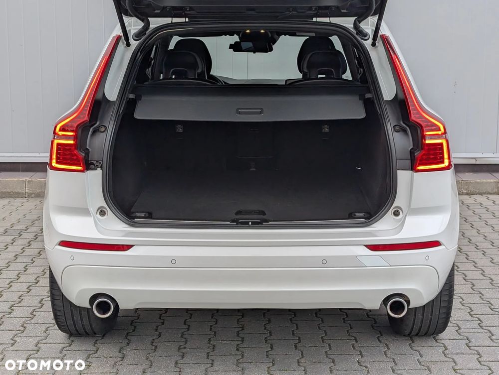 Volvo XC 60 D5 AWD Momentum - 15