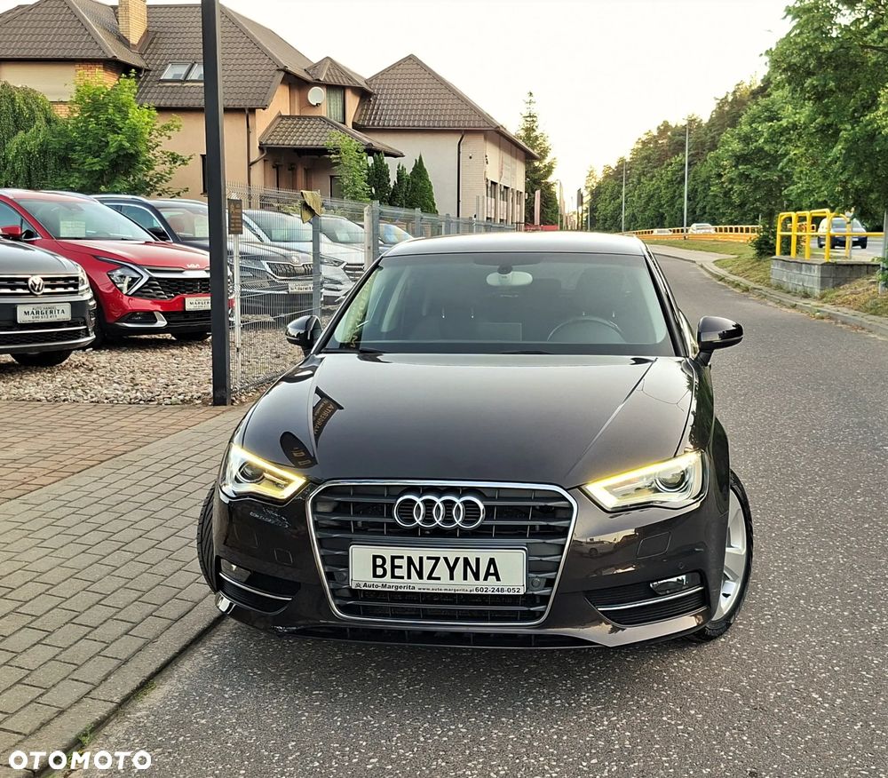 Audi A3 Sportback 1.4 TFSI Attraction - 2