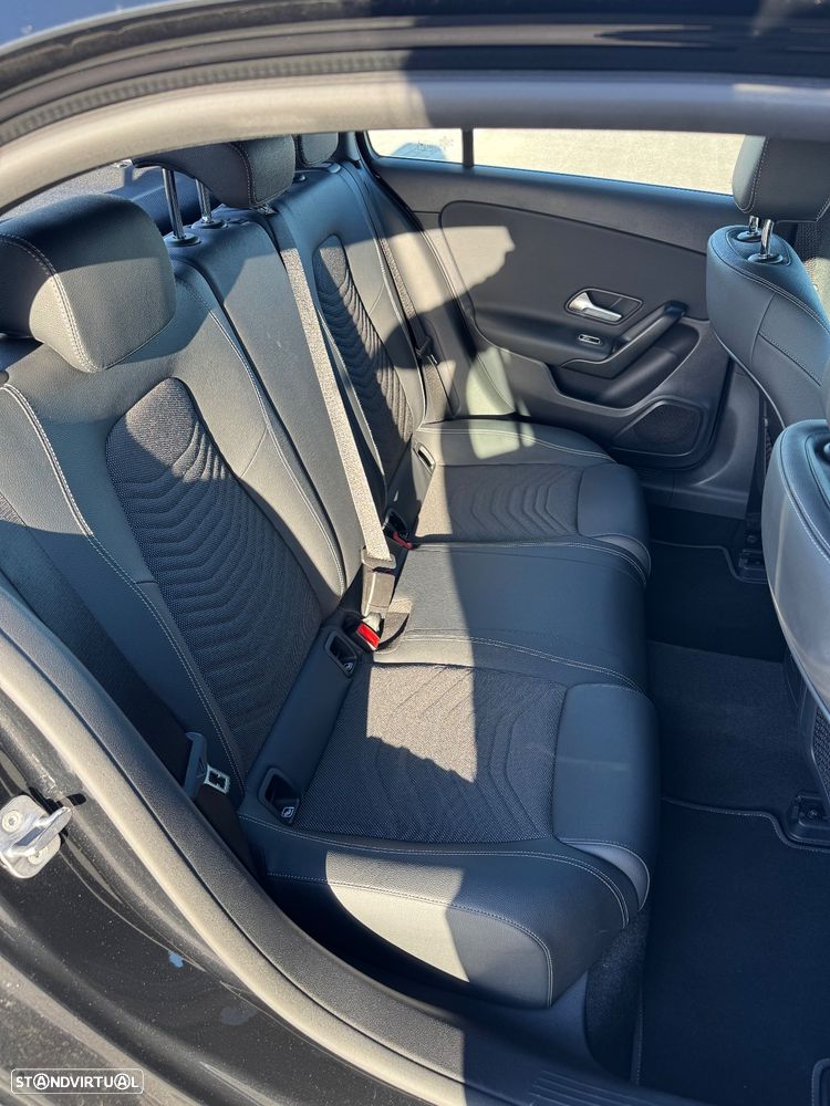 Mercedes-Benz A 250 e - 21