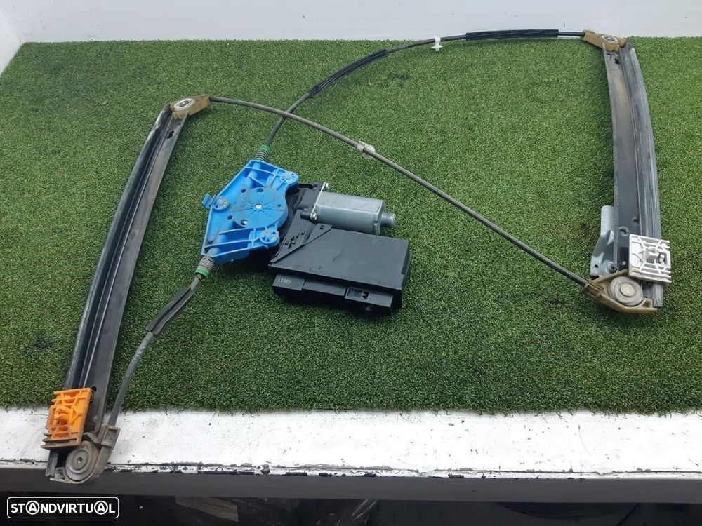 ELEVADOR DE VIDRO FRONTAL ESQUERDO AUDI A4 AVANT 2006 -8E1959801 - 1