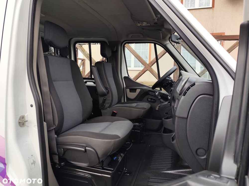 Renault Master 2.3dCi 125 - 12