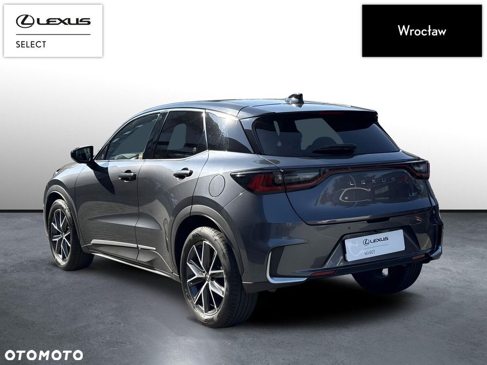 Lexus LBX 1.5 Hybrid Cool - 4