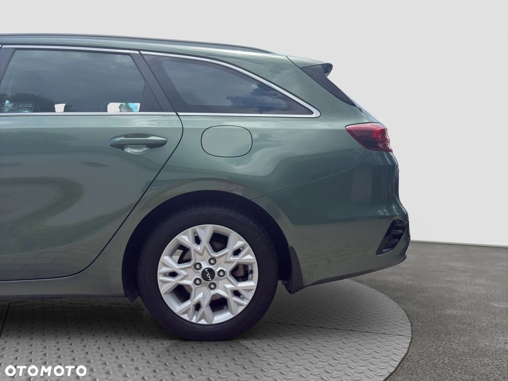 Kia Ceed 1.5 T-GDI M DCT - 25