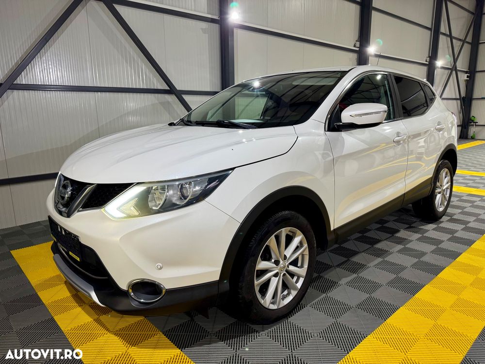 Nissan Qashqai 1.6 DCI Start/Stop N-Connecta - 32