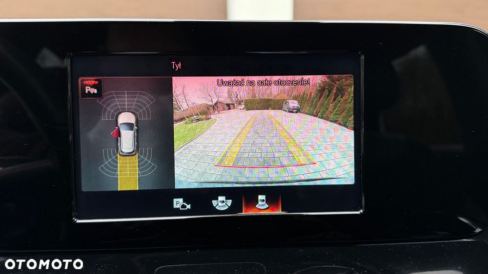 Mercedes-Benz Klasa B 250 e 8G-DCT AMG Line - 25