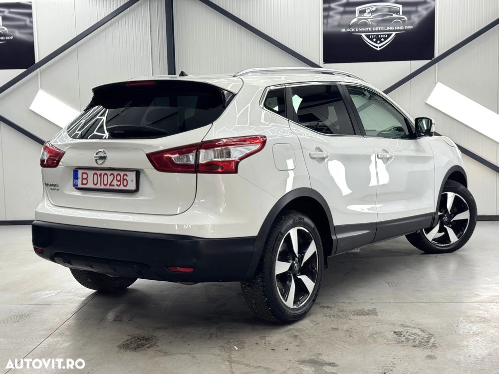 Nissan Qashqai 1.6 DCI Xtronic TEKNA - 16