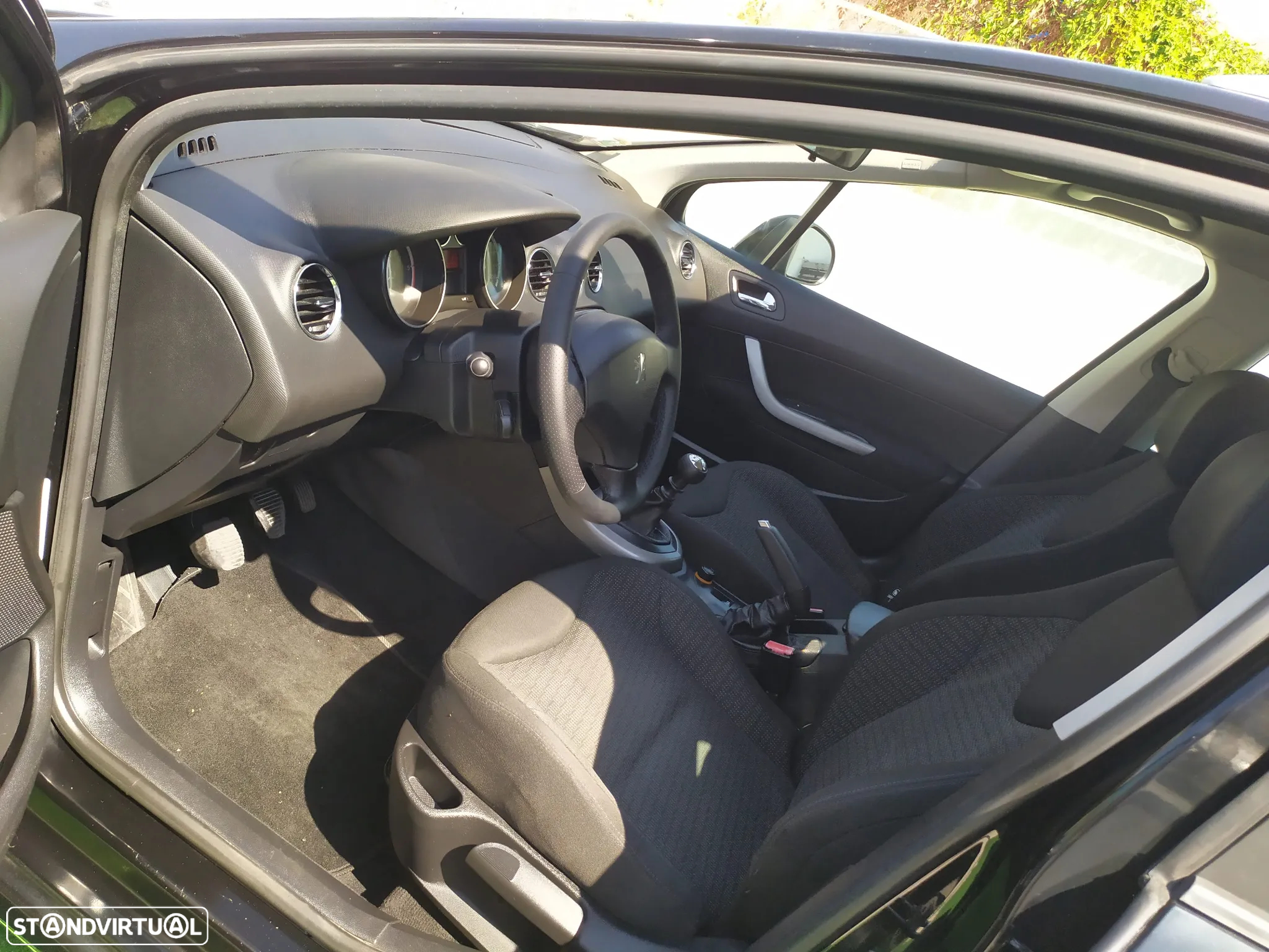 Peugeot 308 SW 1.6 HDi Executive CVM6 - 22