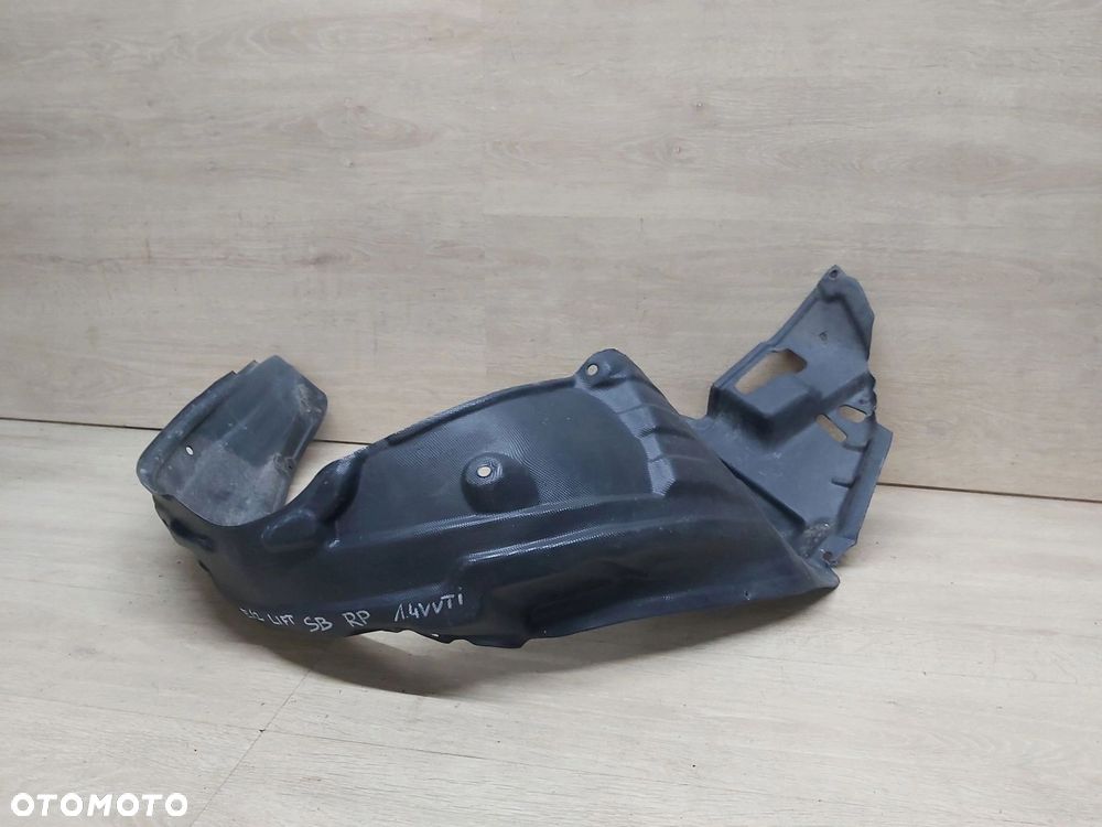 Toyota Corolla E12 HB nadkole prawy przód - 2