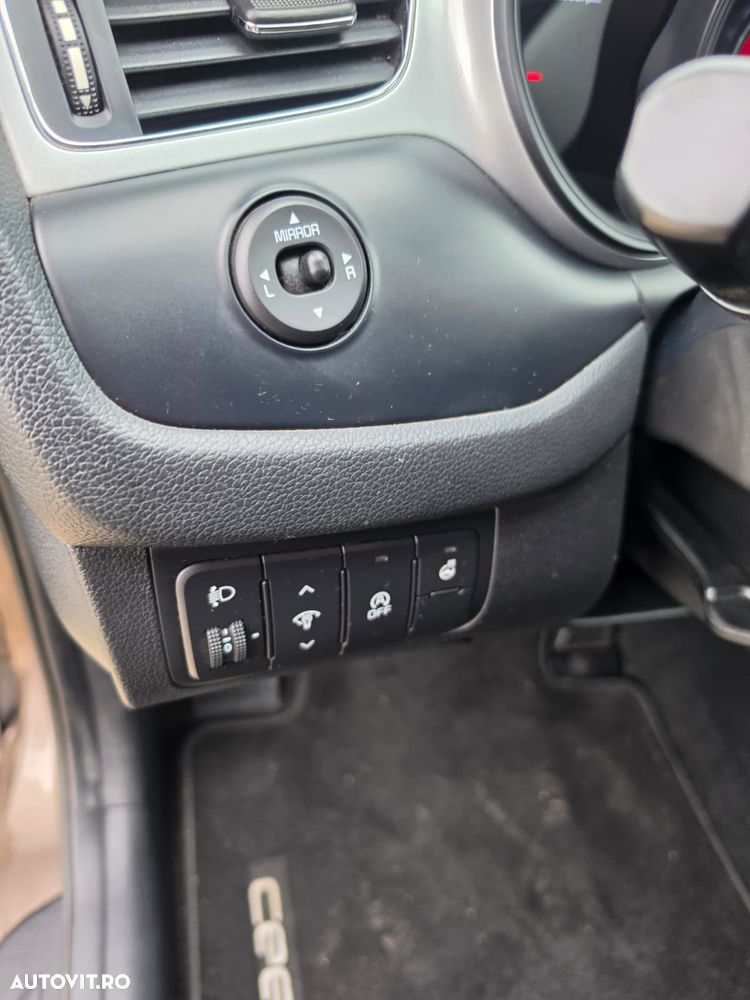 Kia Ceed 1.6 CRDi 128 ISG Edition 7 - 22