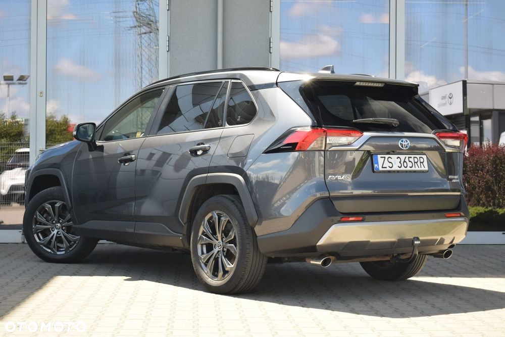 Toyota RAV4 - 10