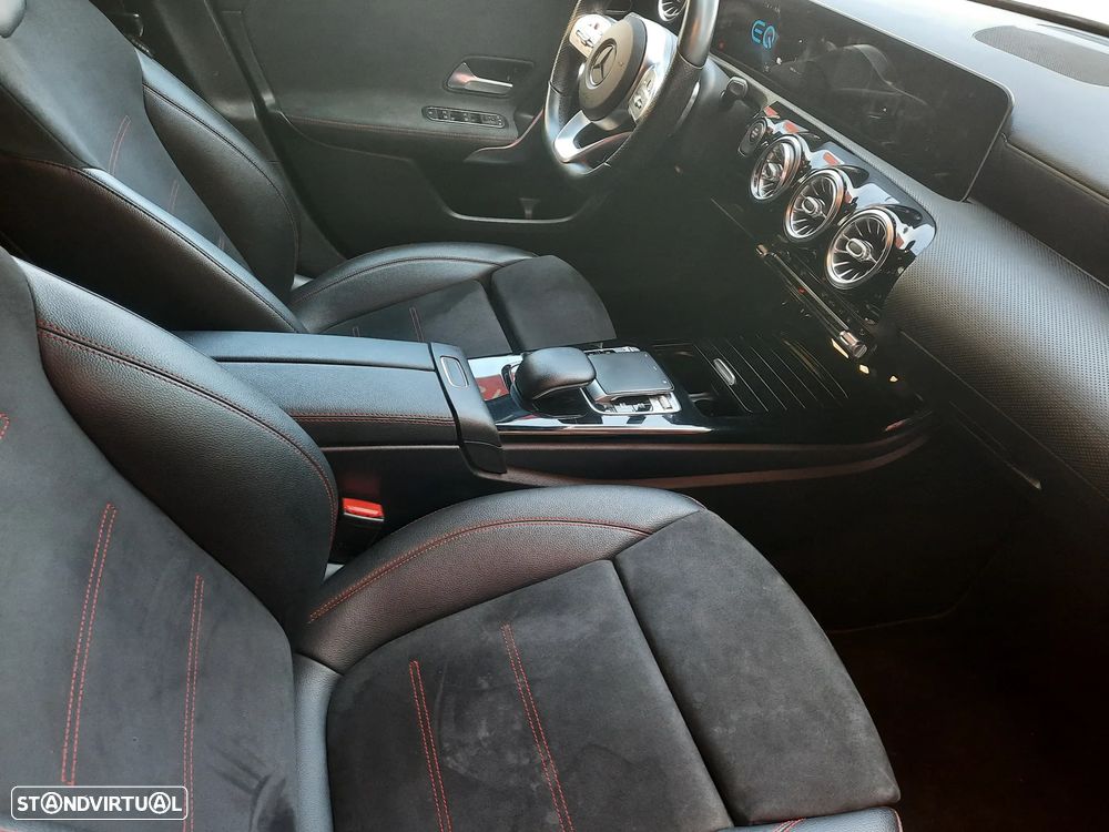 Mercedes-Benz A 250 Limousine e 8G-DCT AMG Line - 13