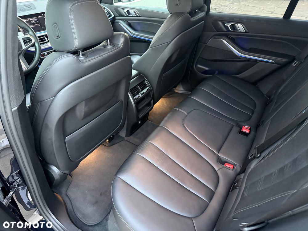 BMW X5 xDrive25d - 23