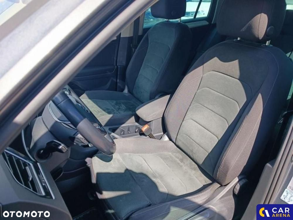 Volkswagen Tiguan - 18