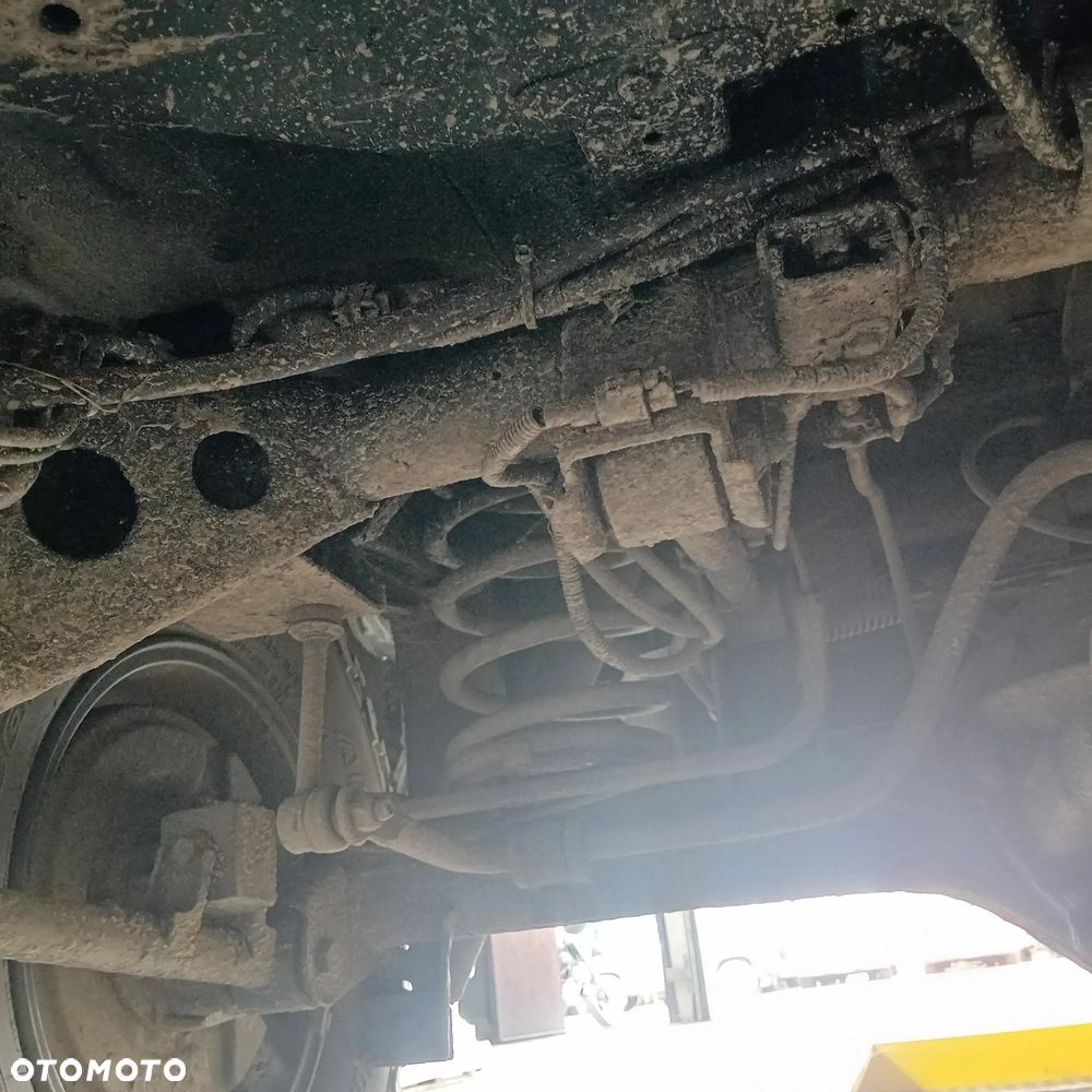 Nissan Patrol - 12