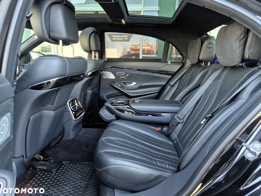 Mercedes-Benz Klasa S 560 4-Matic L 9G-TRONIC - 18