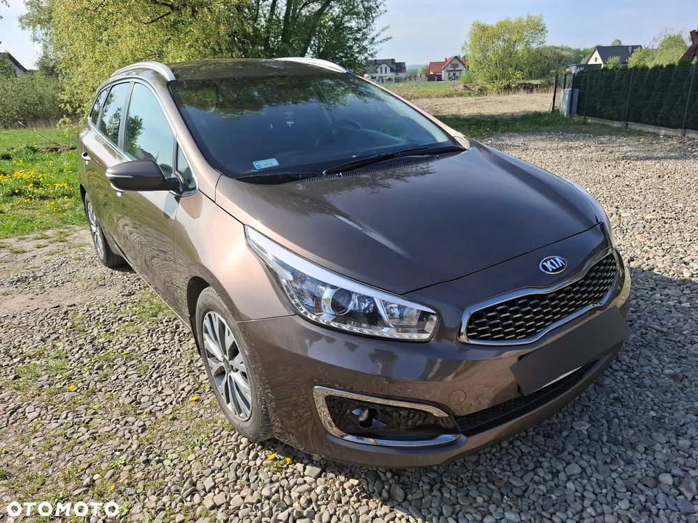 Kia Ceed Cee'd 1.6 CRDi L Business Line - 1