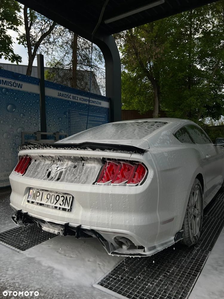 Ford Mustang 3.7 V6 - 11