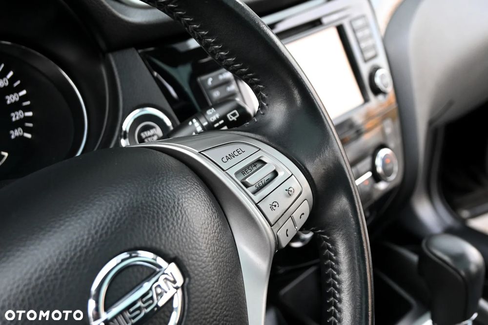 Nissan Qashqai 1.2 DIG-T Tekna Xtronic EU6 - 31