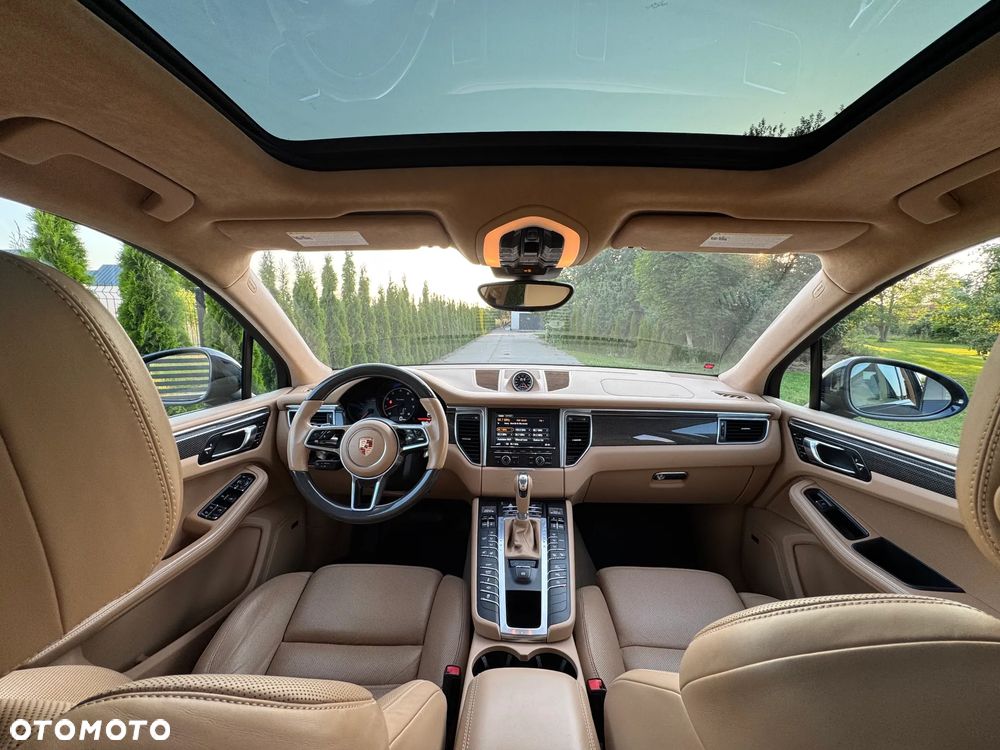 Porsche Macan Turbo PDK - 36
