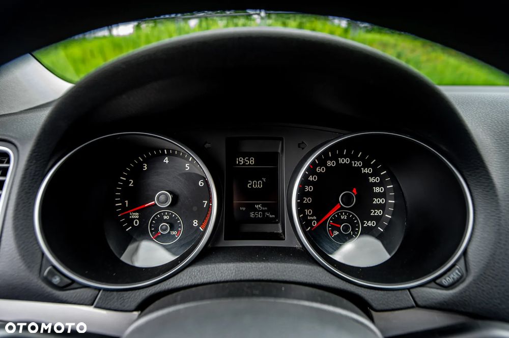 Volkswagen Golf 1.2 TSI Style - 24