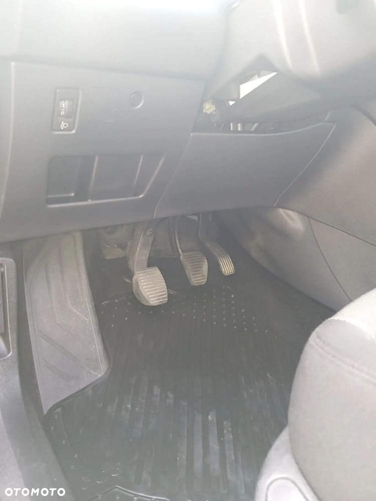 Peugeot 308 HDi FAP 92 Active - 6