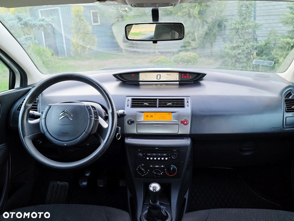 Citroën C4 1.4 16V My Way - 7