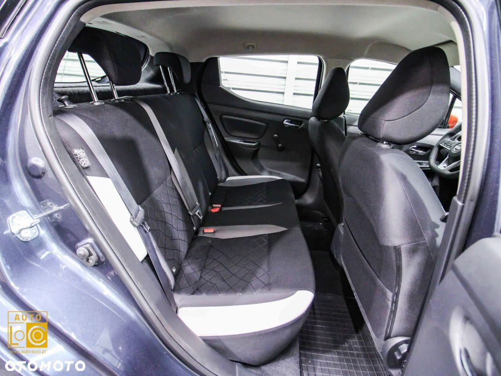 Nissan Micra 1.0 Acenta - 11