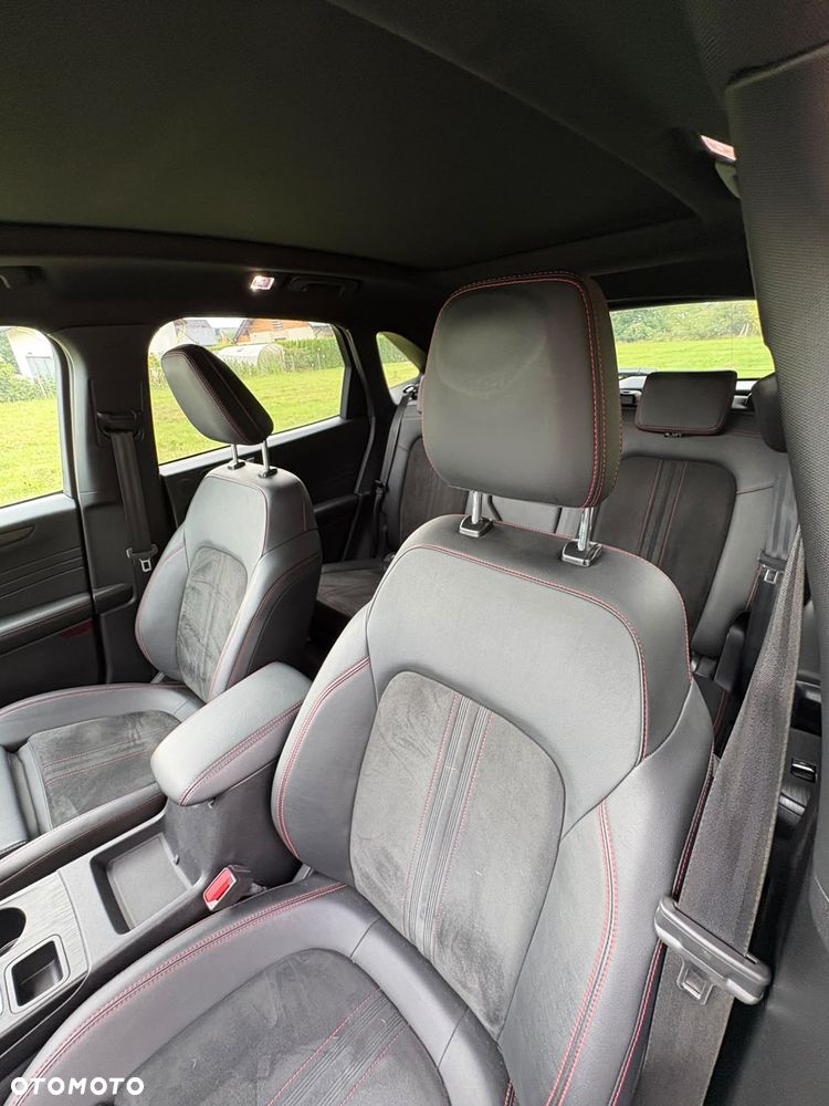 Ford Kuga - 8