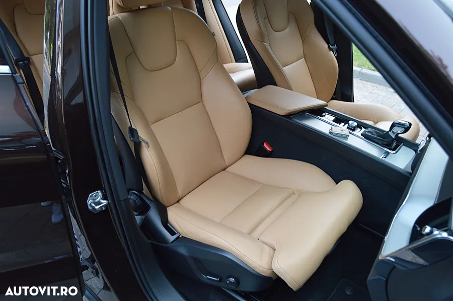 Volvo XC 60 B5 MHEV AT8 AWD Inscription - 26
