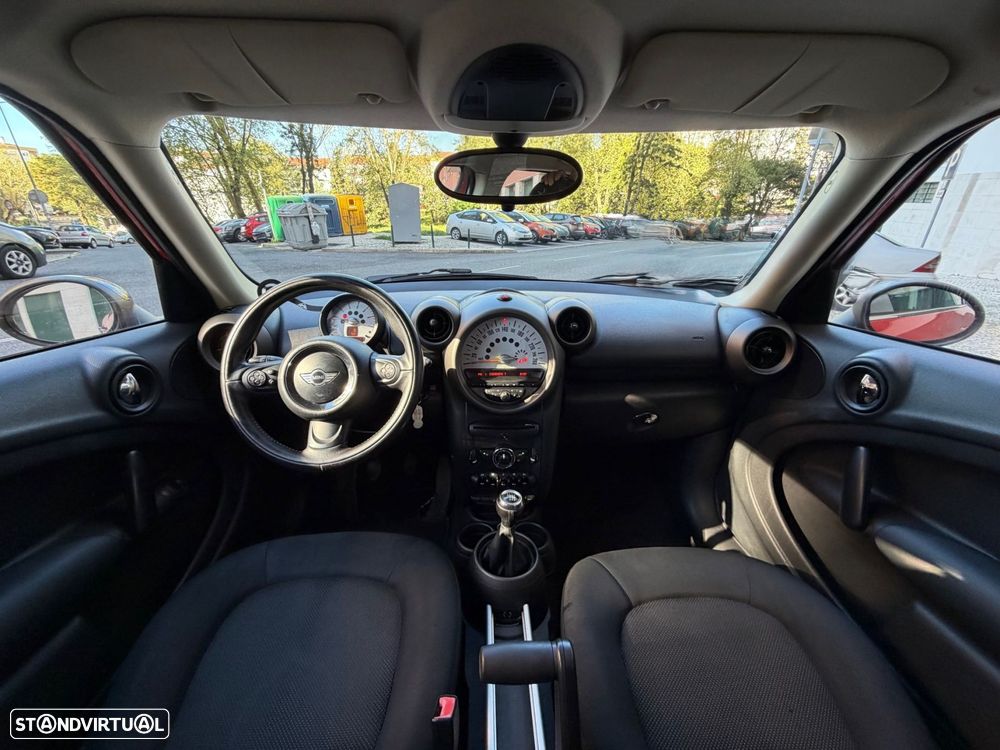 MINI Countryman Cooper D - 24