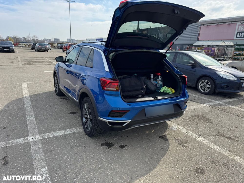 Volkswagen T-Roc - 14