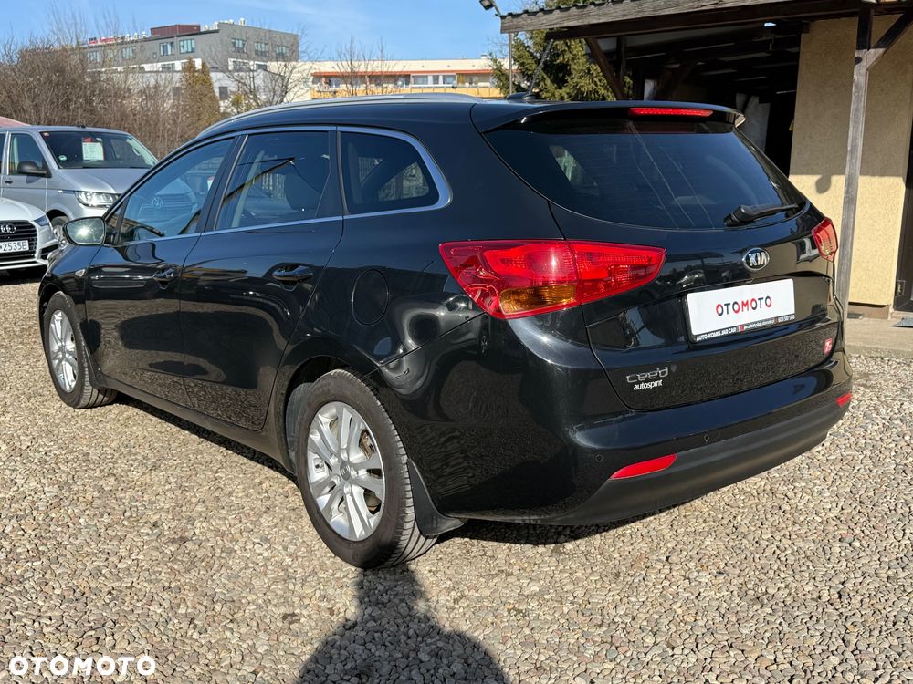 Kia Ceed 1.6 GDI DCT Vision - 9
