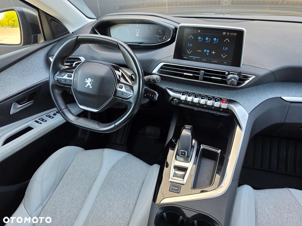Peugeot 3008 BlueHDi 180 Stop & Start EAT8 Crossway - 32