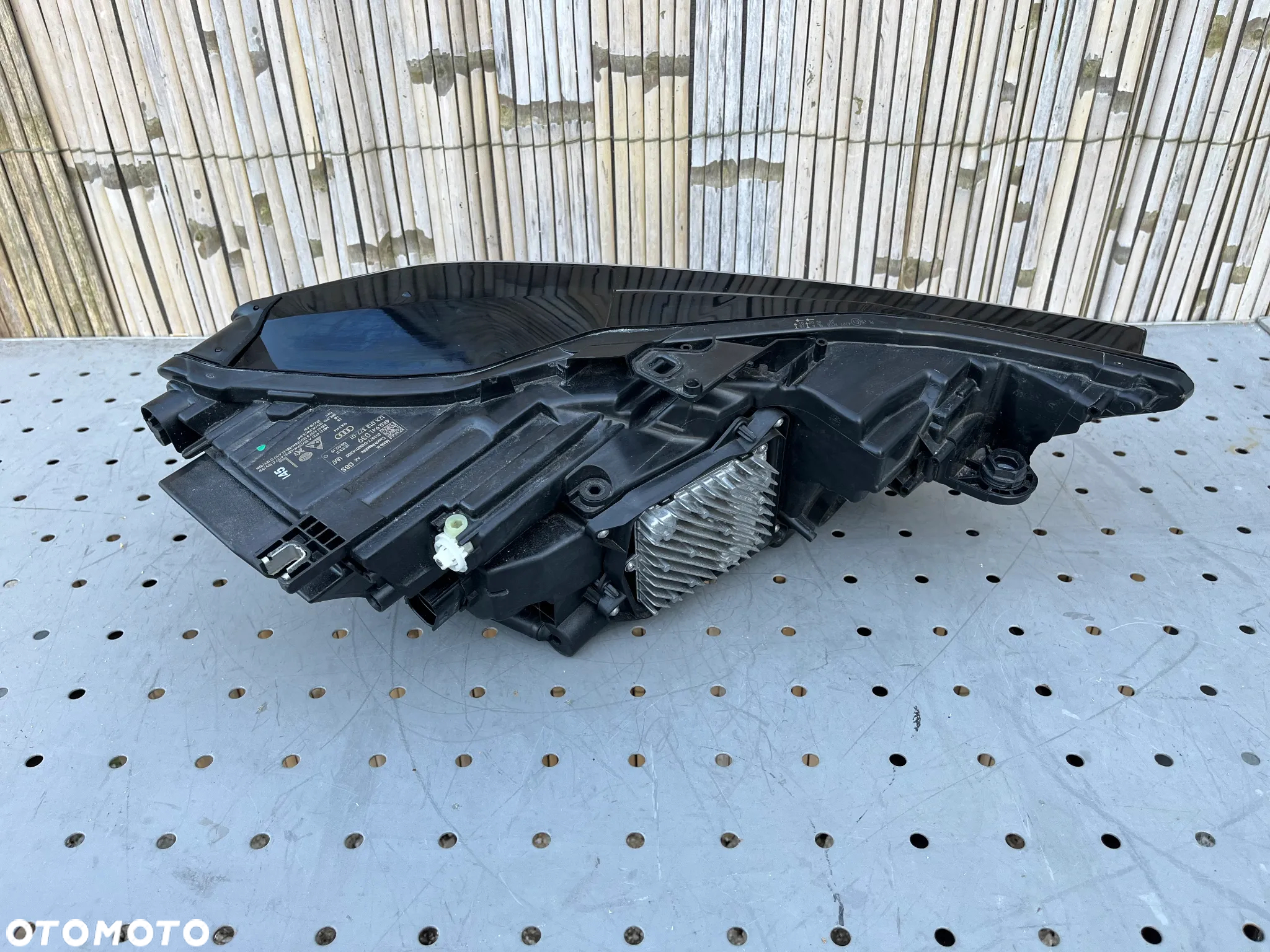 Audi A6 C8 lampa lewa - 2