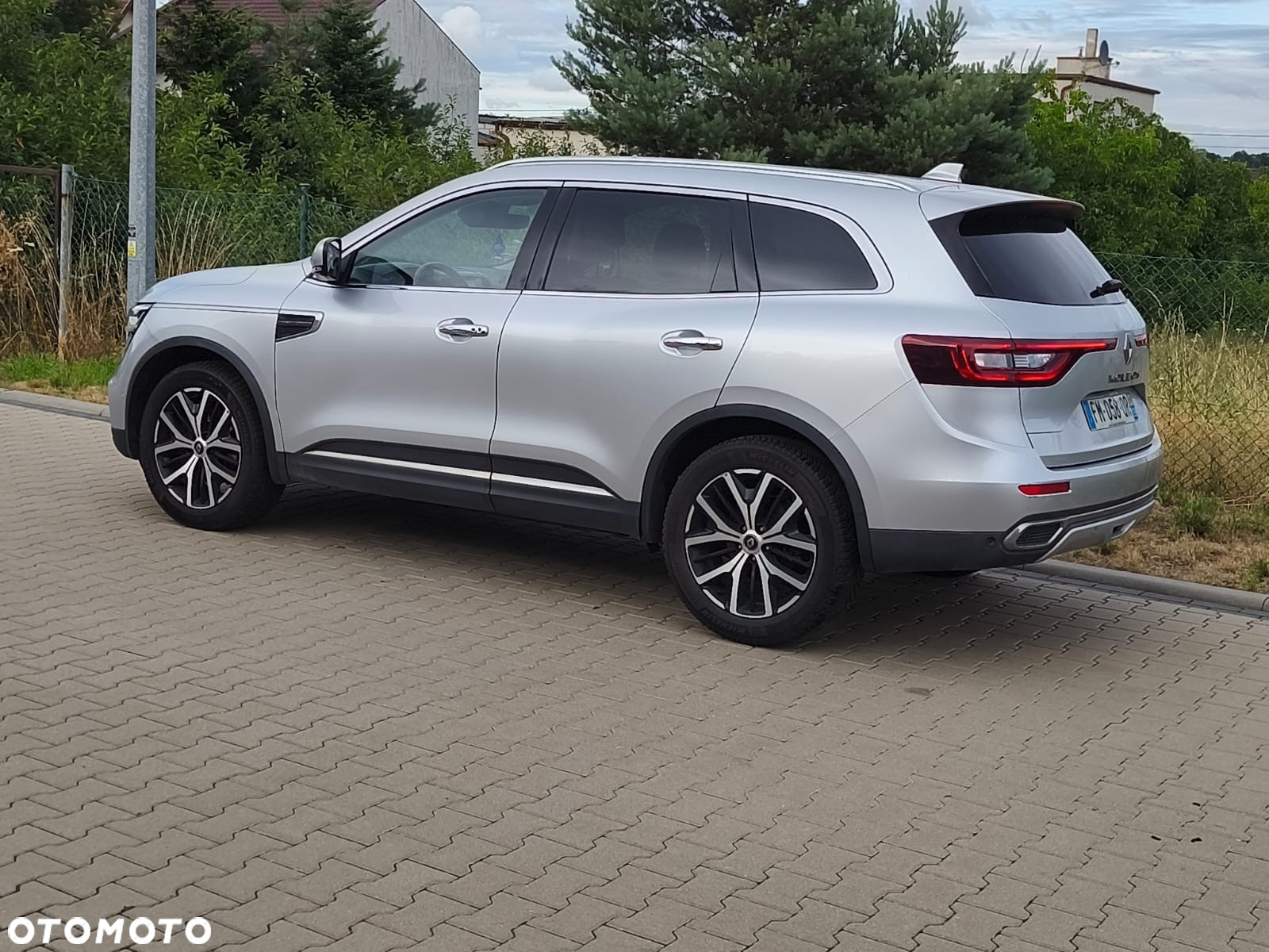 Renault Koleos 1.7 Blue dCi Zen X-Tronic - 3