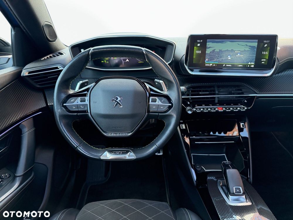 Peugeot 2008 - 19