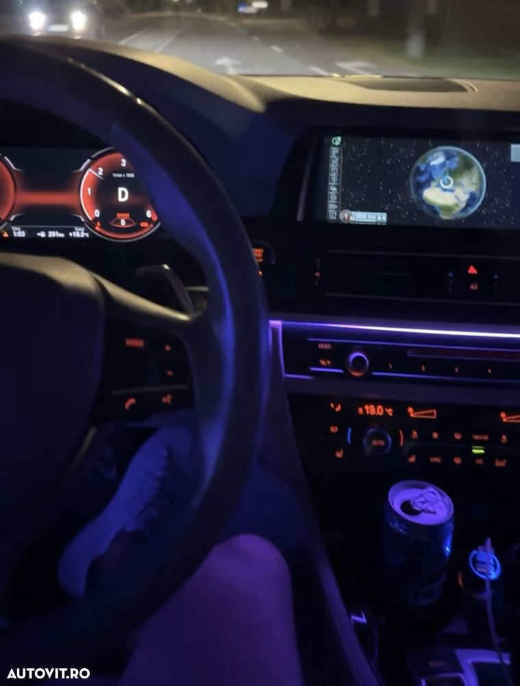 BMW Seria 5 530d xDrive AT - 8