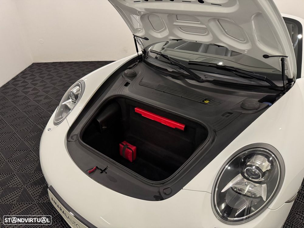 Porsche 911 (991) Carrera 2 - 58