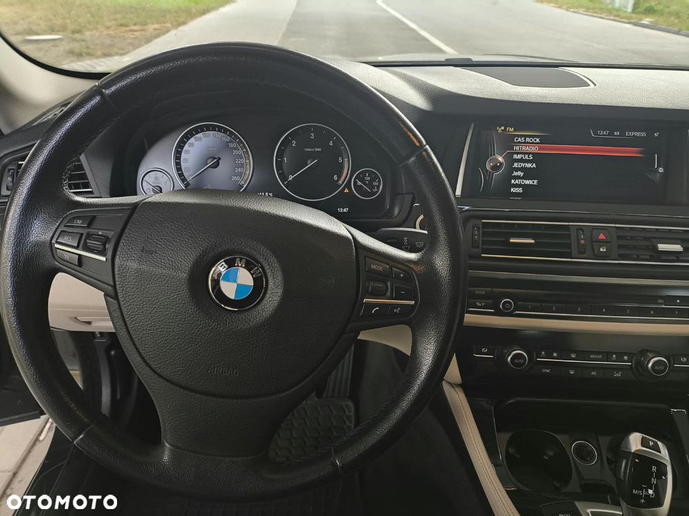 BMW Seria 5 520d - 13