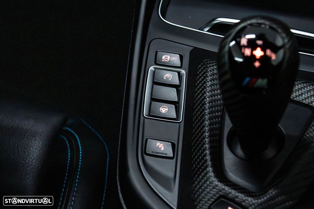 BMW M2 Competition Auto - 25